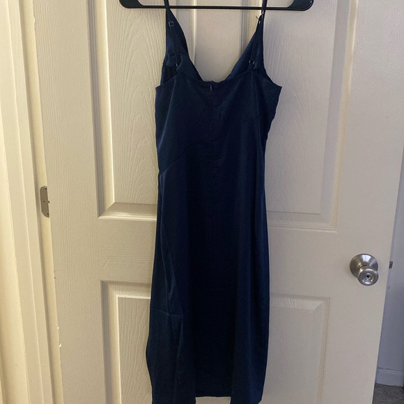 Cow neck satin midi dress navy blue - Picture 2 of 3